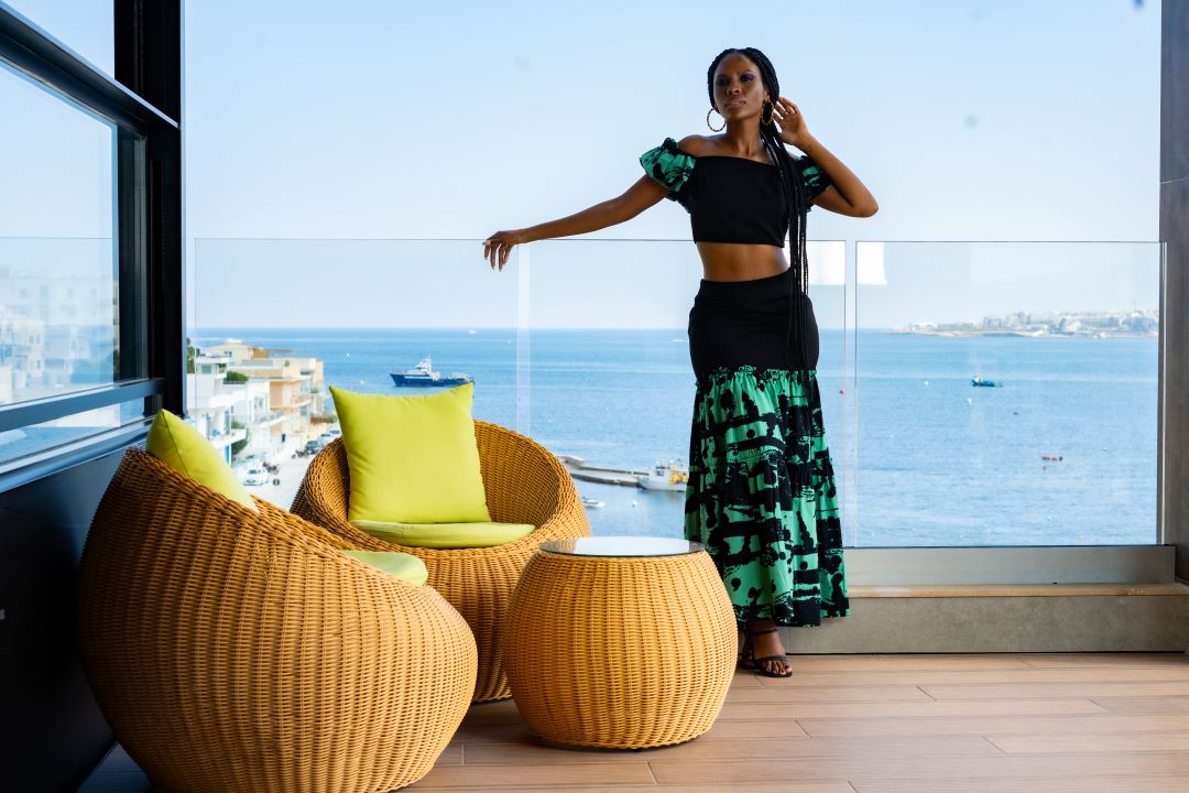Zuri Two-Piece Set – Black & Emerald Brush Print