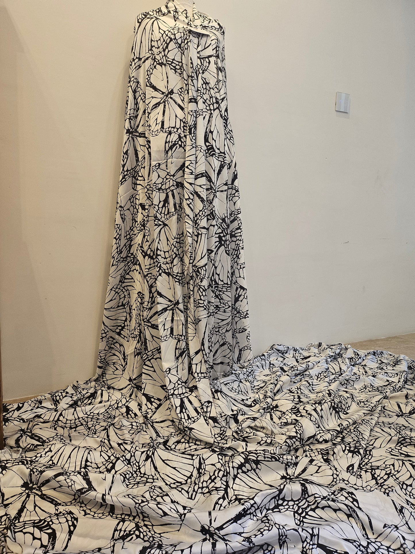 WHITE BUTTERFLY Lightweight Silk Fabric