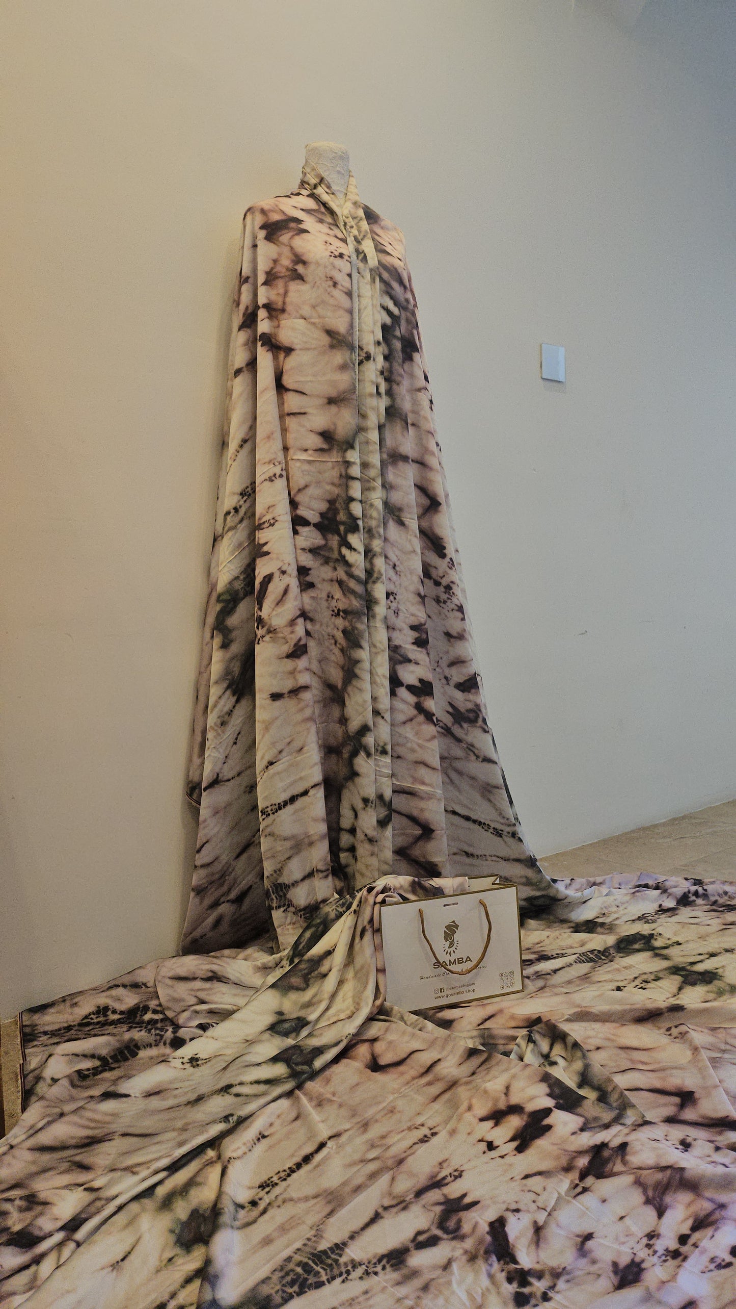 JET MIRAGE Silk Fabric