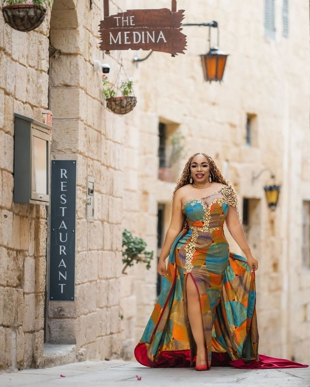 PARADISE Elegant Gown